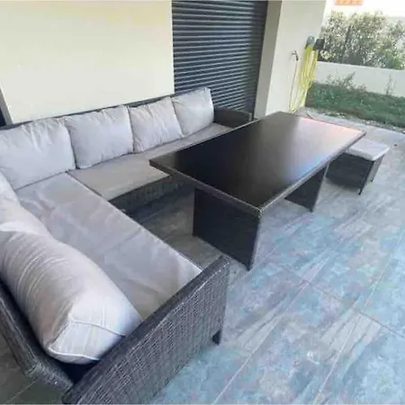 Grand T2 Avec Parking Gratuit * Borgo (Corsica)